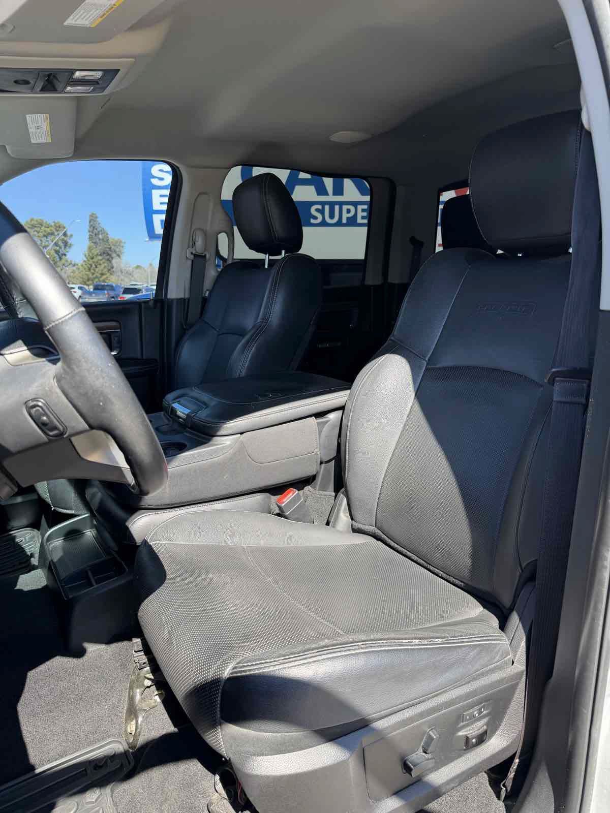 Used 2017 RAM 1500 Laramie AWD/4WD image 27