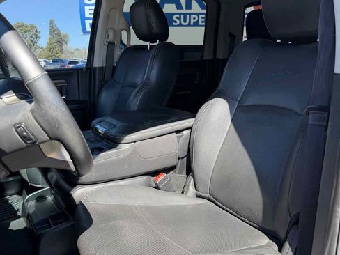 Used 2017 RAM 1500 Laramie image 27