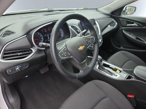 Used 2024 Chevrolet Malibu LT w/ Sport Edition FWD image 17