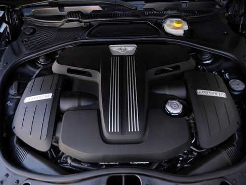 Used 2015 Bentley Flying Spur V8 image 29