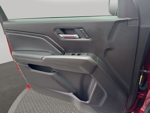 New 2026 GMC Canyon Elevation w/ Convenience Package image 16