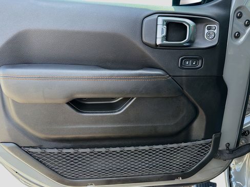 Used 2022 Jeep Gladiator Mojave image 21