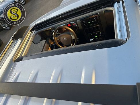 Used 2009 Ford Explorer Sport Trac Limited image 26