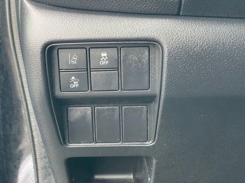 Used 2020 Honda CR-V LX image 14