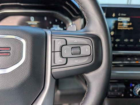 Used 2023 GMC Sierra 1500 SLT w/ SLT Premium Package AWD/4WD image 28