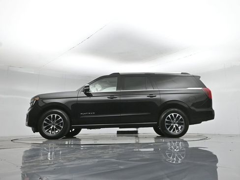 Certified 2025 Ford Expedition Max Platinum AWD/4WD image 8