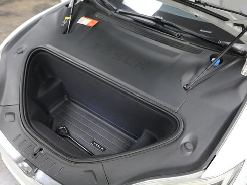 Used 2017 Tesla Model S P100D image 51