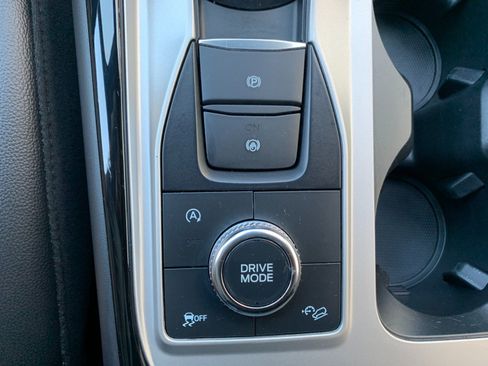 Used 2022 Ford Explorer ST AWD/4WD image 21