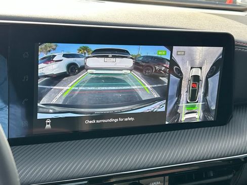 New 2026 Nissan Kicks SR FWD image 33