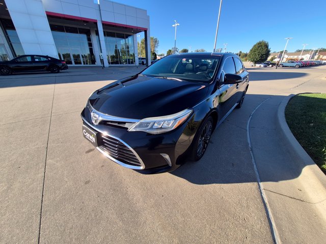Used 2016 Toyota Avalon Touring FWD image 8