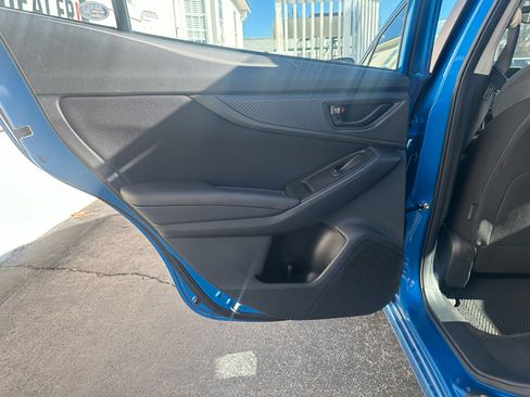 Used 2020 Subaru Impreza 2.0i Premium image 21