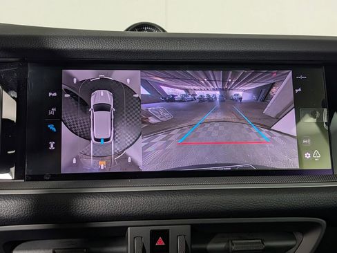 New 2026 Porsche Cayenne image 32