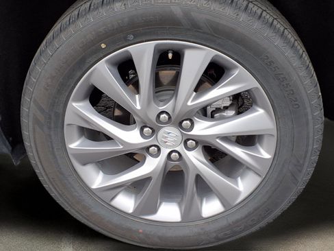 Used 2025 Buick Enclave Preferred image 31