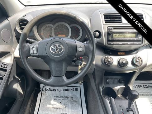 Used 2012 Toyota RAV4 4WD w/ Value Pkg image 19
