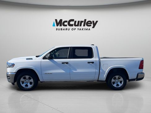 Used 2025 RAM 1500 Big Horn AWD/4WD image 2
