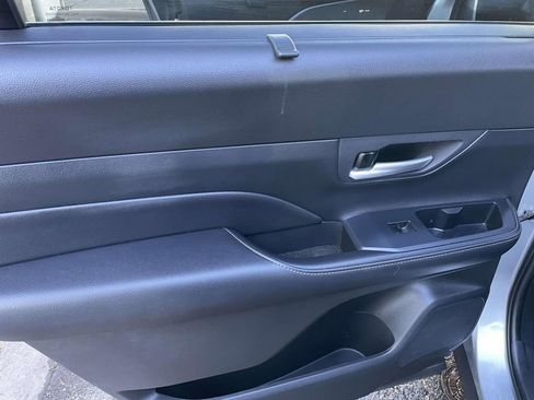 Used 2025 Toyota Grand Highlander AWD image 22