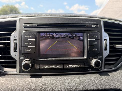 Used 2017 Kia Sportage LX AWD/4WD image 14