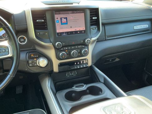 Used 2022 RAM 1500 Laramie AWD/4WD image 16