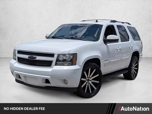 Used 2013 Chevrolet Tahoe LT RWD image 1