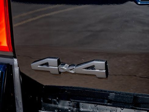 Used 2025 Toyota Tacoma SR5 image 36