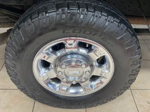 Used 2013 Ford F250 Lariat w/ Chrome Pkg RWD image 20