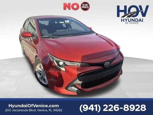 Used 2019 Toyota Corolla SE FWD image 1