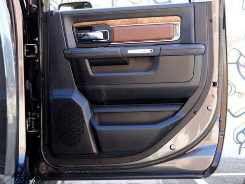 Used 2014 RAM 2500 Longhorn image 32