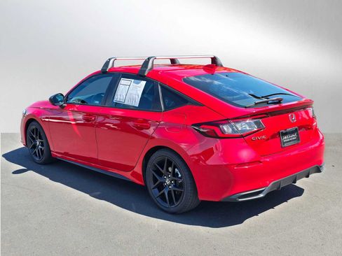 Used 2023 Honda Civic Sport image 5