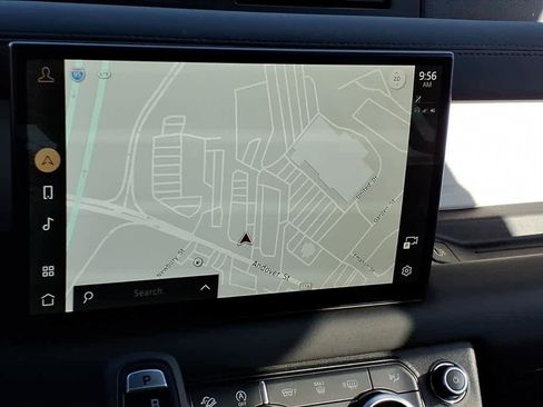 Used 2025 Land Rover Defender 110 S image 20