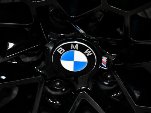 Used 2022 BMW M4 xDrive Competition image 96