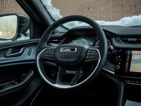 New 2026 Jeep Grand Cherokee Limited AWD/4WD image 16