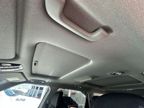 Certified 2026 Kia EV9 Land image 16