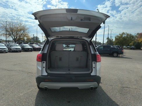 Used 2017 GMC Acadia SLE image 15