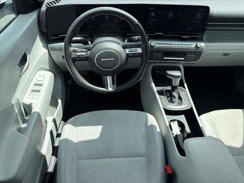 Certified 2024 Hyundai Kona SEL AWD/4WD image 19