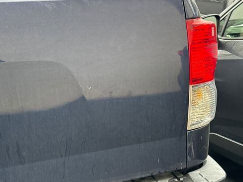 Used 2011 Toyota Tundra 2WD Double Cab image 17