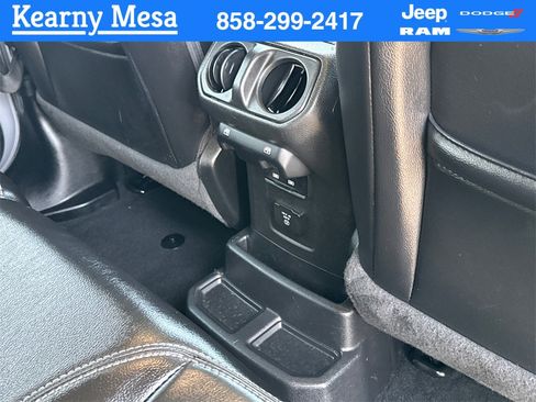 Used 2023 Jeep Wrangler Unlimited Sahara image 18