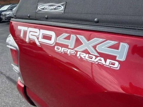 Used 2021 Toyota Tacoma TRD Off-Road image 34