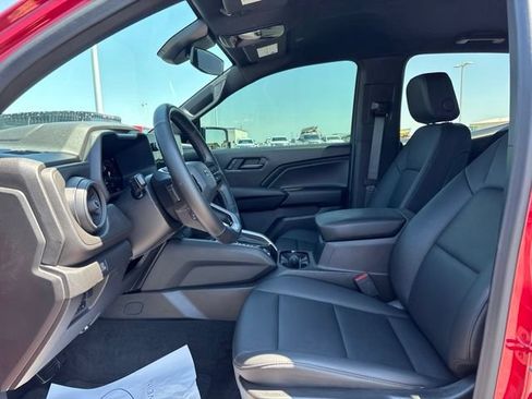 Used 2026 Chevrolet Colorado Trail Boss AWD/4WD image 21