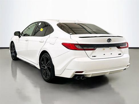 Used 2025 Toyota Camry XSE image 6