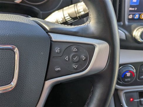 Used 2023 GMC Terrain SLT image 19