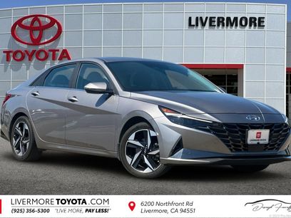 Used 2023 Hyundai Elantra Limited