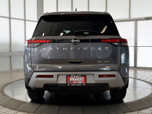 Used 2023 Nissan Pathfinder SL image 7