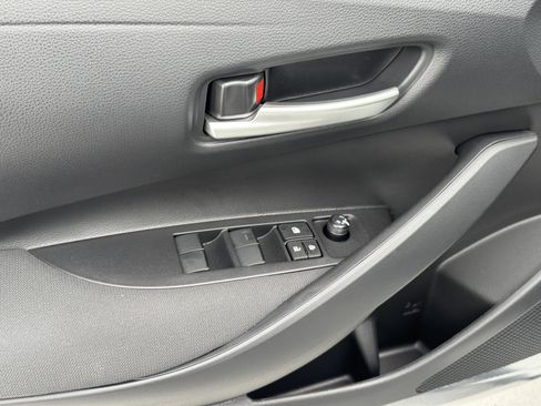 New 2026 Toyota Corolla SE FWD image 18