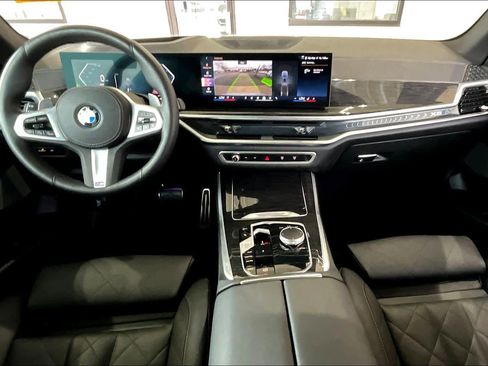 Used 2026 BMW X5 sDrive40i image 15