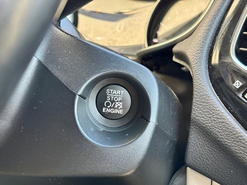 Used 2021 Jeep Compass Limited image 16