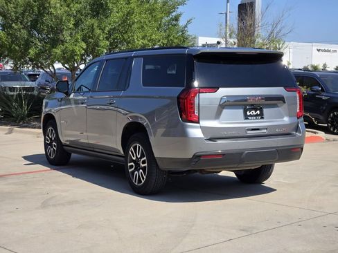 Used 2023 GMC Yukon XL AT4 w/ AT4 Premium Package AWD/4WD image 3