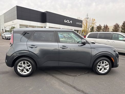 Used 2023 Kia Soul LX w/ Option Group 015 image 8