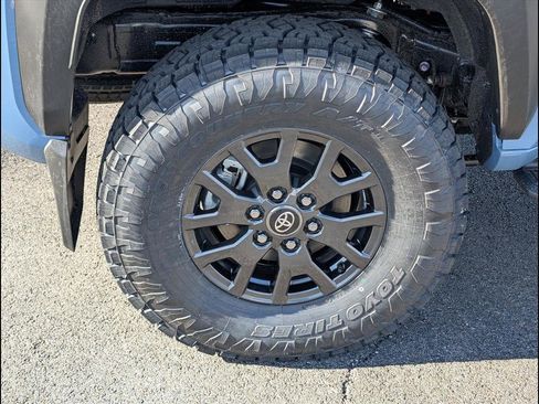 New 2026 Toyota 4Runner SR5 image 17