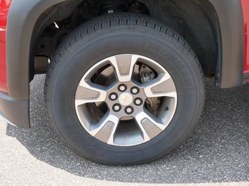 Used 2016 Chevrolet Colorado Z71 AWD/4WD image 8