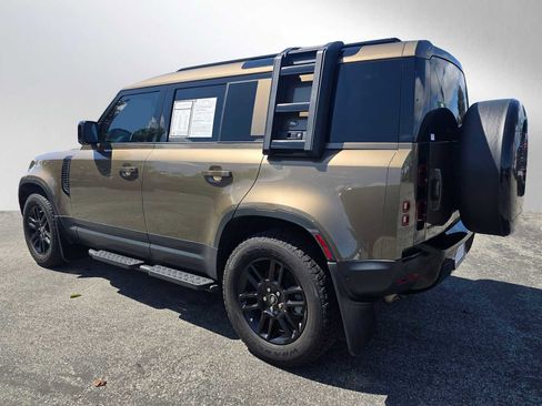 Used 2024 Land Rover Defender 110 S AWD/4WD image 3